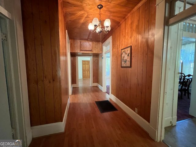 1604 Us HWY 29, West Point, GA 31833