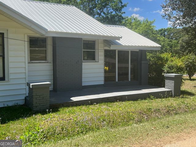 1604 Us HWY 29, West Point, GA 31833