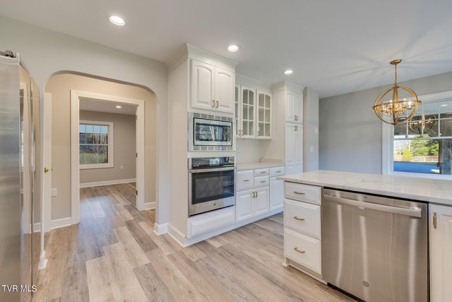 330 Ralph B Miner Drive, Jonesville, VA 24263