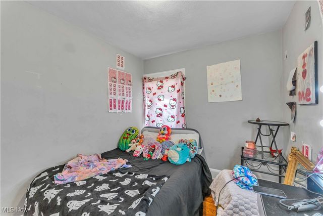 3566 W 123rd Street, Cleveland, OH 44111