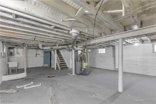 3566 W 123rd Street, Cleveland, OH 44111