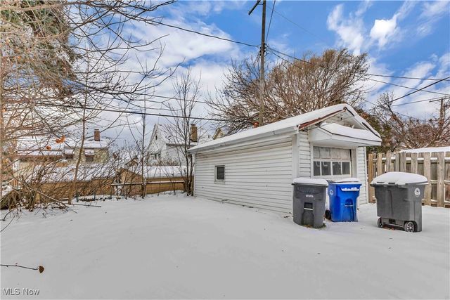 3566 W 123rd Street, Cleveland, OH 44111