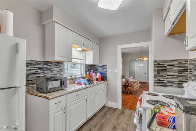 3566 W 123rd Street, Cleveland, OH 44111