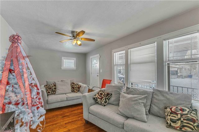 3566 W 123rd Street, Cleveland, OH 44111