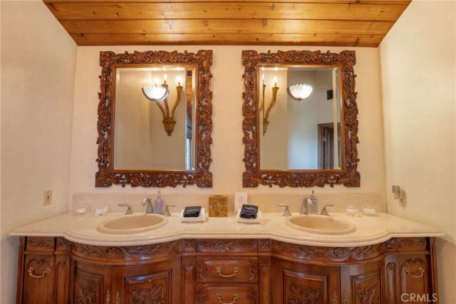 1144 Hermes, Encinitas, CA 92024