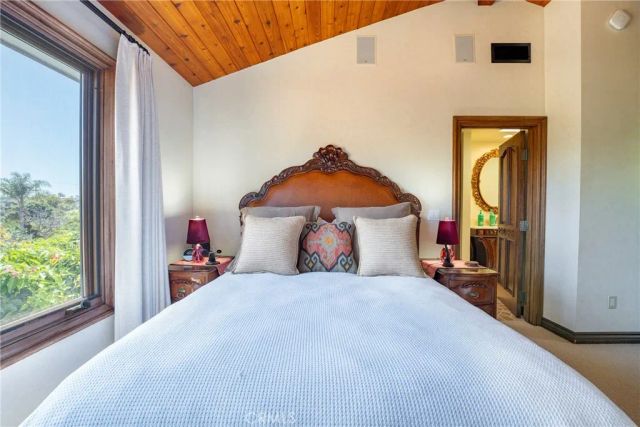 1144 Hermes, Encinitas, CA 92024