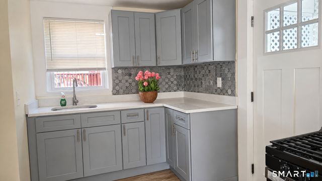 98 Wolcott Street, Waterbury, CT 06705