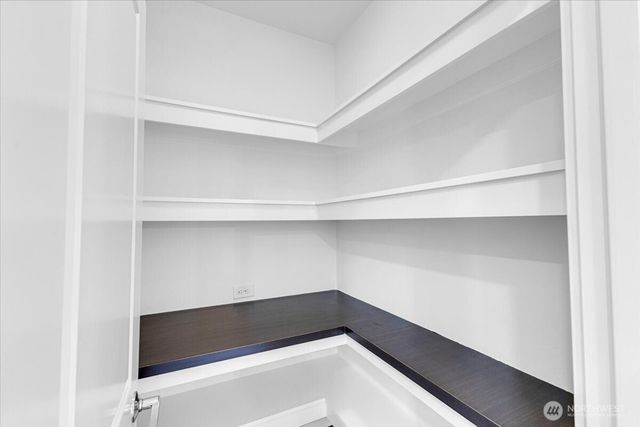 34196 56th Avenue S, Auburn, WA 98001