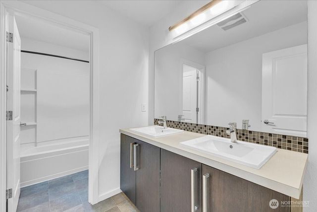 34196 56th Avenue S, Auburn, WA 98001