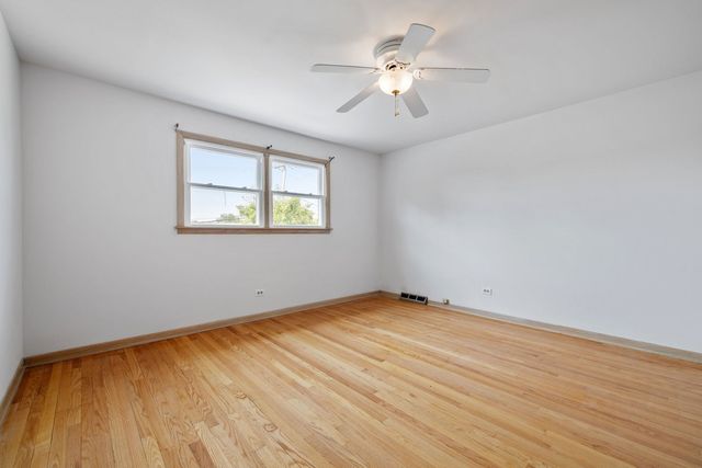 10420 Washington Avenue, Oak Lawn, IL 60453
