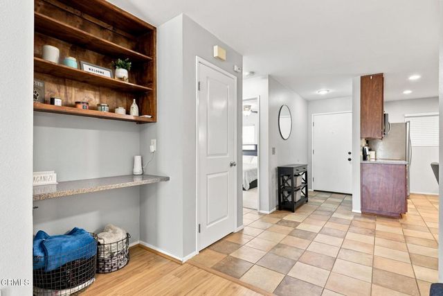 2533 Antonio Drive 101, Camarillo, CA 93010