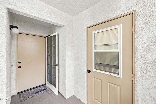 2533 Antonio Drive 101, Camarillo, CA 93010