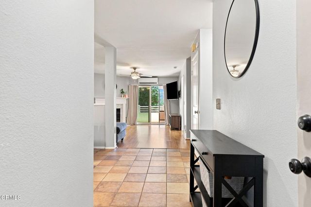 2533 Antonio Drive 101, Camarillo, CA 93010