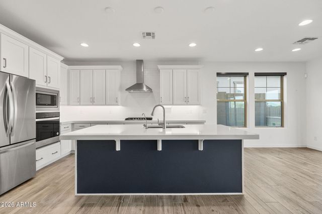 21349 N 58TH Street, Phoenix, AZ 85054