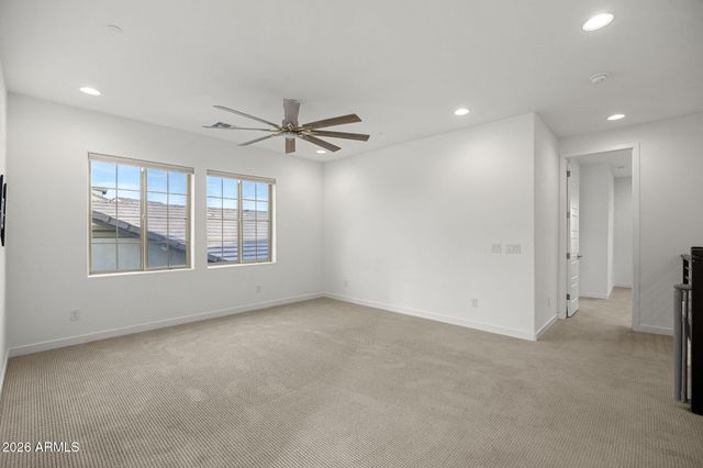 21349 N 58TH Street, Phoenix, AZ 85054