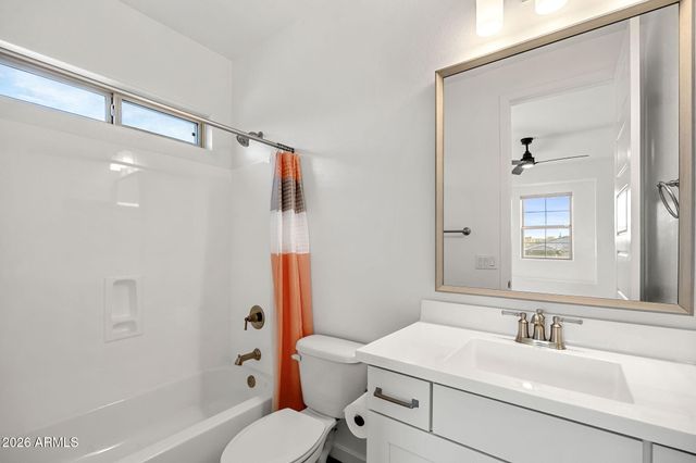 21349 N 58TH Street, Phoenix, AZ 85054