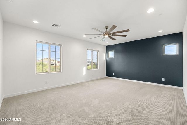 21349 N 58TH Street, Phoenix, AZ 85054