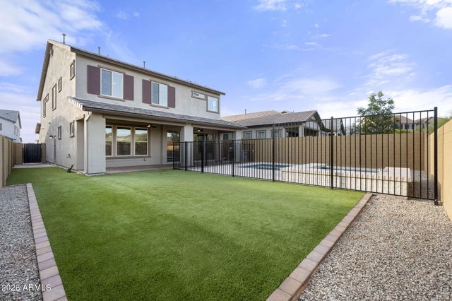 21349 N 58TH Street, Phoenix, AZ 85054