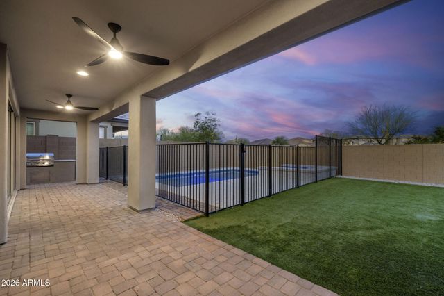 21349 N 58TH Street, Phoenix, AZ 85054