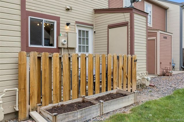 14201 E Hawaii Circle B, Aurora, CO 80012