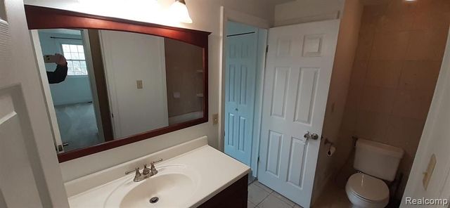 5089 Buckingham, Troy, MI 48098