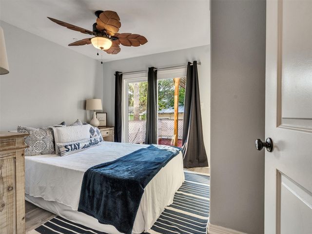 7121 Heards Lane, Galveston, TX 77551