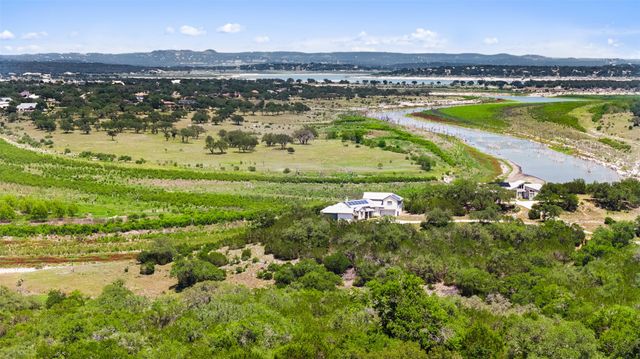 2153 San Jose Way WAY, Canyon Lake, TX 78133