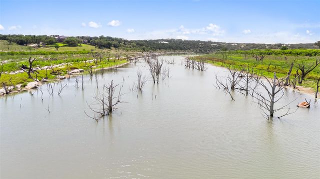 2153 San Jose Way WAY, Canyon Lake, TX 78133
