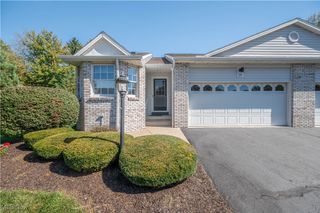 20 Harneds Landing, Cortland, OH 44410