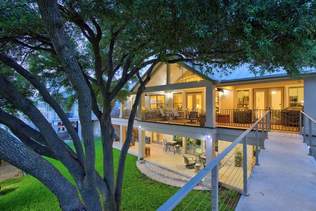 814 Scenic LOOP, Kingsland, TX 78639