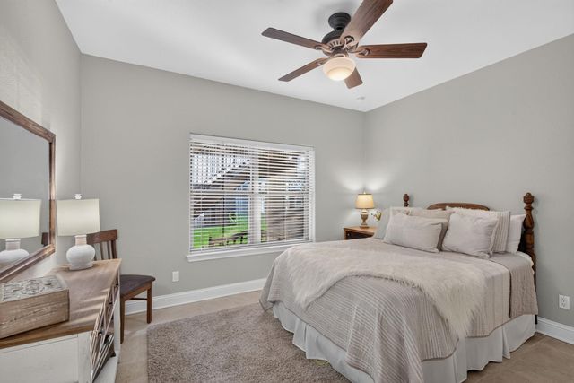 814 Scenic LOOP, Kingsland, TX 78639