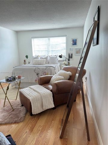 1225 NE 124th St 33A, North Miami, FL 33161