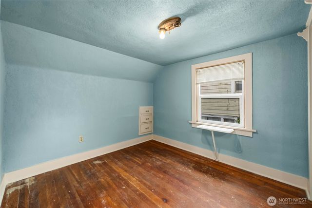 1555 High Avenue, Bremerton, WA 98337