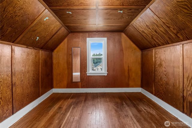 1555 High Avenue, Bremerton, WA 98337