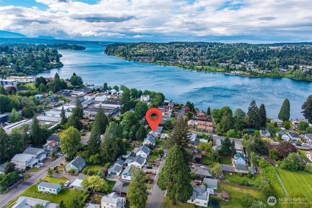 1555 High Avenue, Bremerton, WA 98337