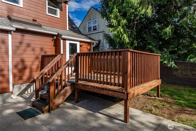 1555 High Avenue, Bremerton, WA 98337