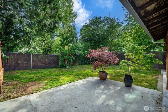 1555 High Avenue, Bremerton, WA 98337