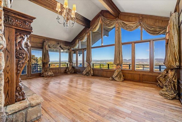 2047 Boatmans Ridge Road, Morristown, TN 37814