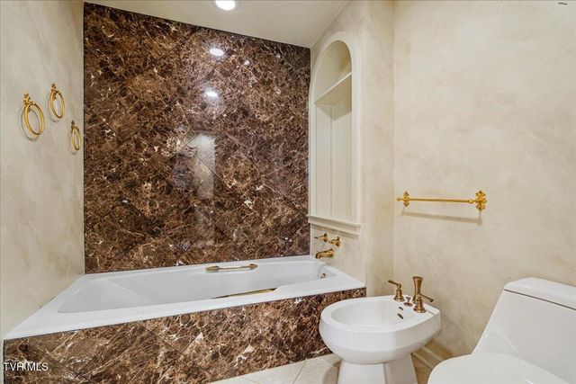 2047 Boatmans Ridge Road, Morristown, TN 37814