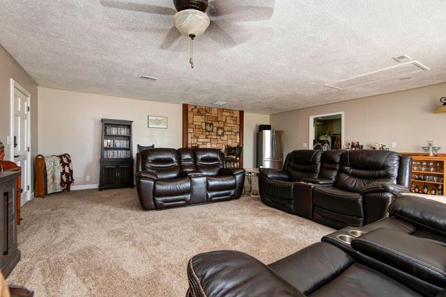 48 Clearspring Road, Shell Knob, MO 65747
