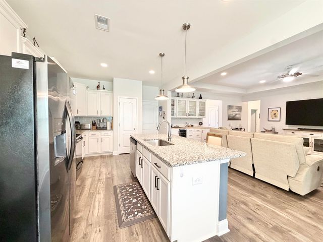 387 Dunbarton Ln., Conway, SC 29526
