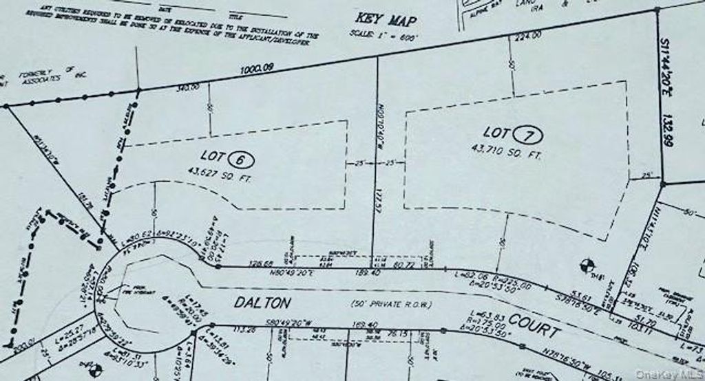 7 Dalton Court, Huntington Station, NY 11746