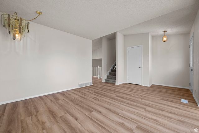 3226 W TYSONBROOK CT, Taylorsville, UT 84129