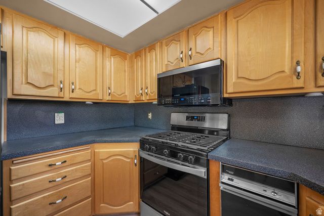 3226 W TYSONBROOK CT, Taylorsville, UT 84129