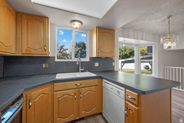 3226 W TYSONBROOK CT, Taylorsville, UT 84129