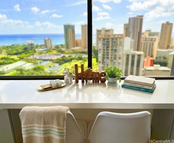 444 Niu Street 3303, Honolulu, HI 96815