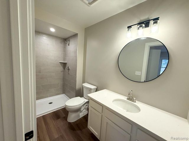 6076 Hugh Street, Burton, MI 48509