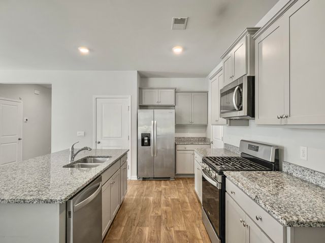 450 Cedarview Road, Summerville, SC 29486