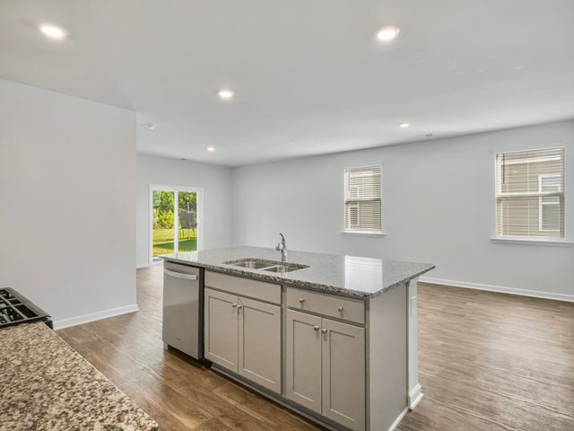 450 Cedarview Road, Summerville, SC 29486