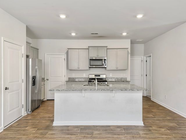 450 Cedarview Road, Summerville, SC 29486